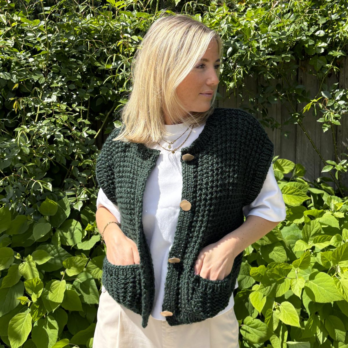 Strick-Set NORDKAP hochwertige Strickweste mit Knöpfen (inkl. Strickanleitung)