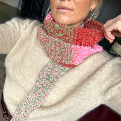 Strick-Set Anfänger Bouclé Sophie Scarf (inkl. Strickanleitung)