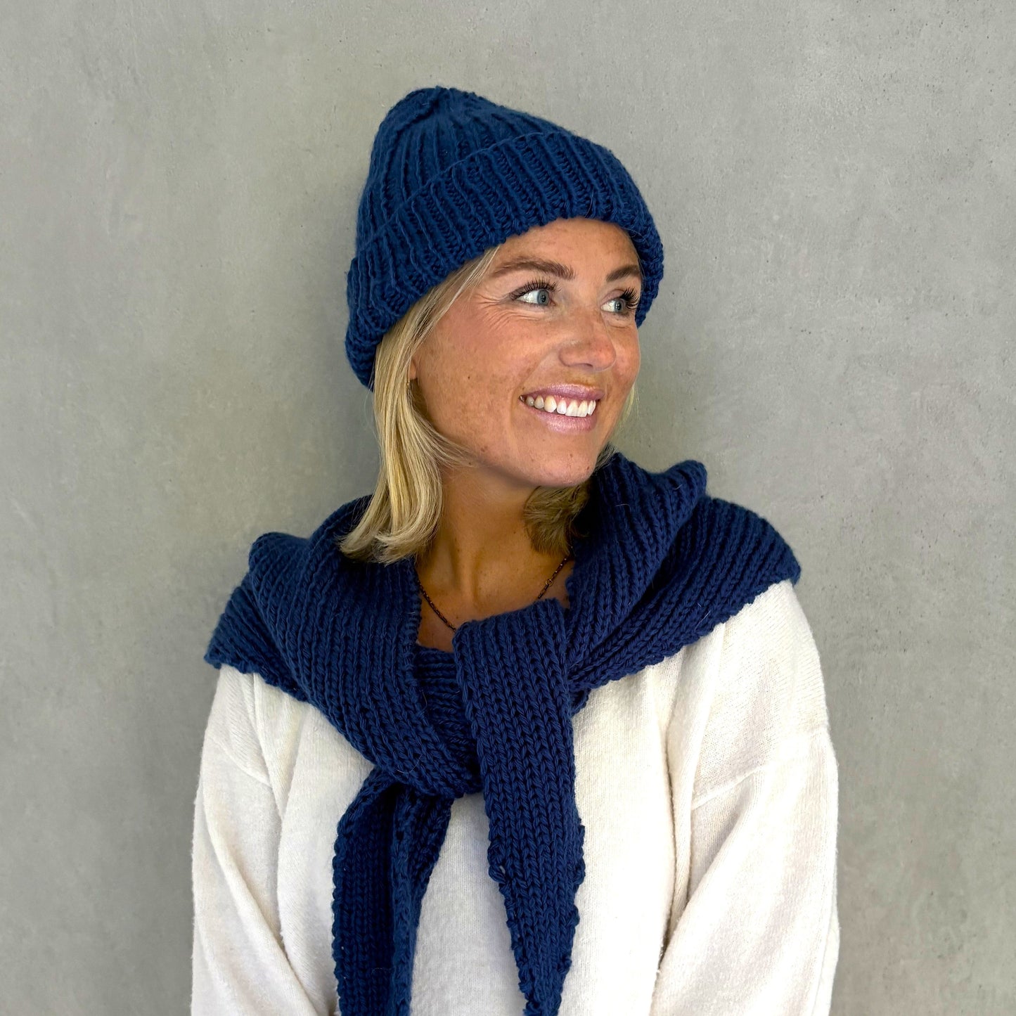 Strick-Set Anfänger MIRELLA Dreiecksschal + Mütze (inkl. Strickanleitung)