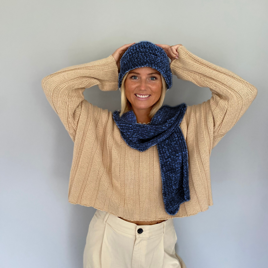 Strick-Set CHENILLE Glanz-Schal + Hut (inkl. Strickanleitung)